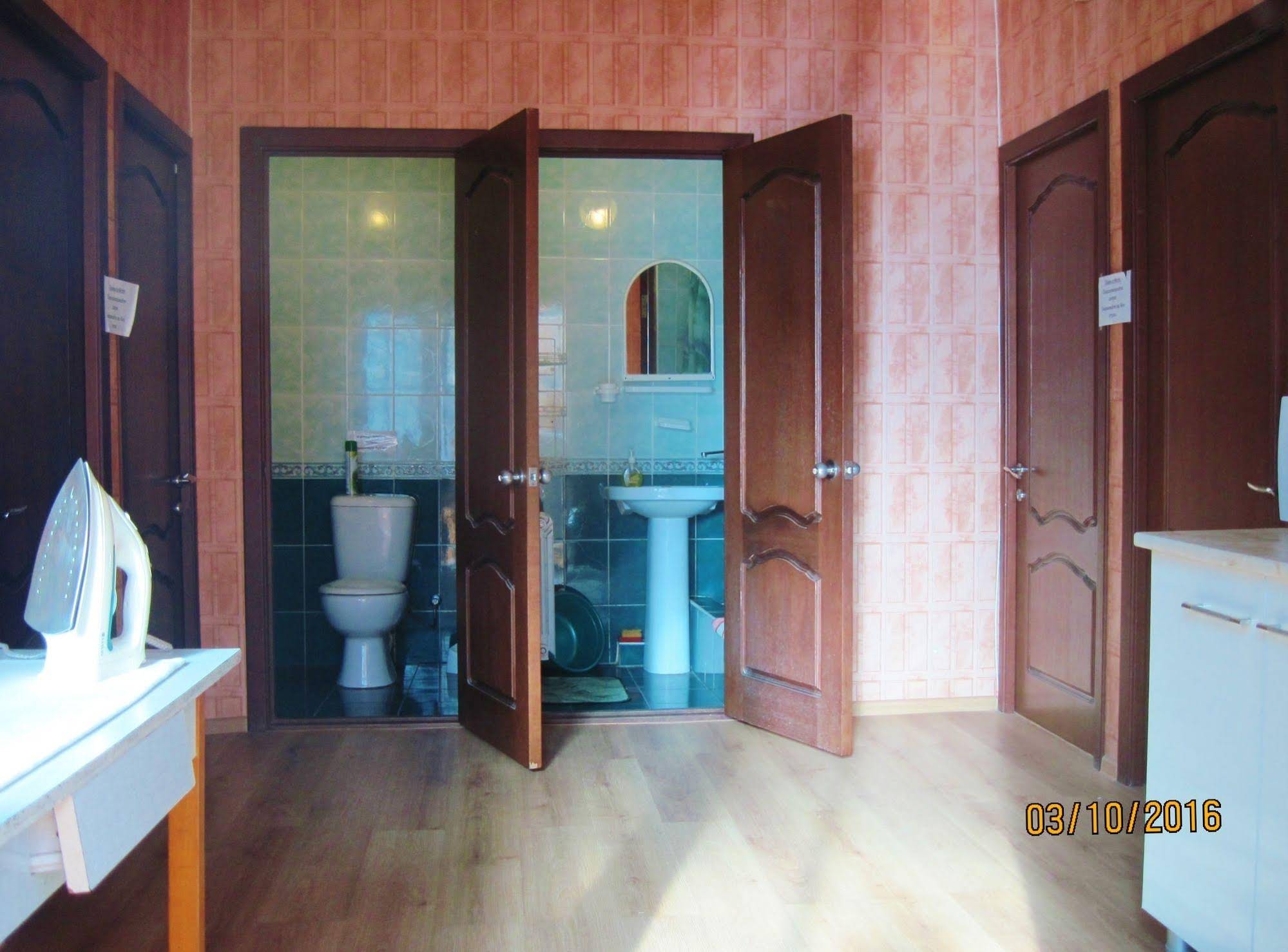 Liana Guest House