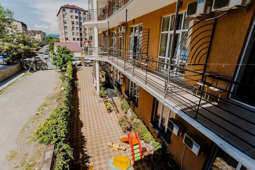 Mandarin Hotel
