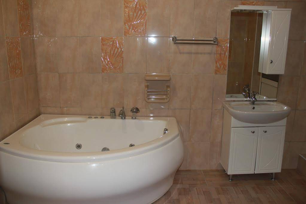 Marina Guest House