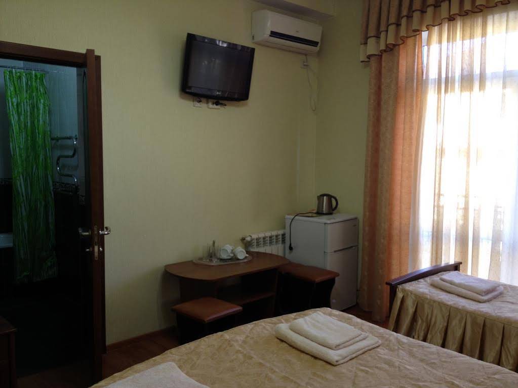 Nadezhda Hotel