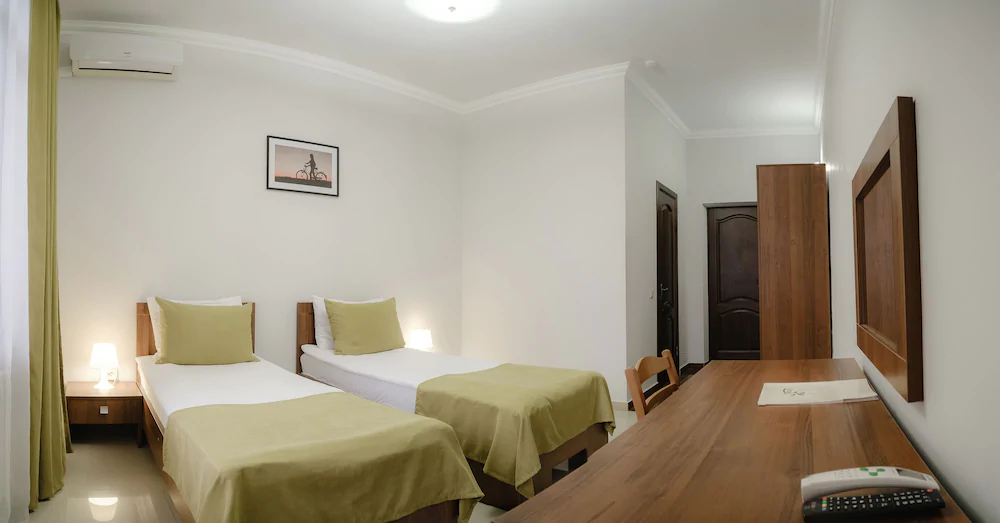 Hotel Yuzhny