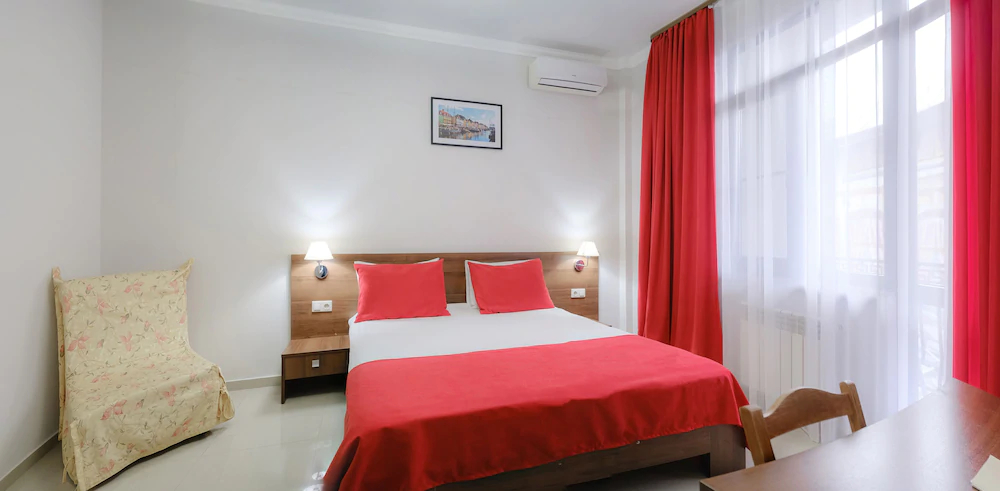 Hotel Yuzhny