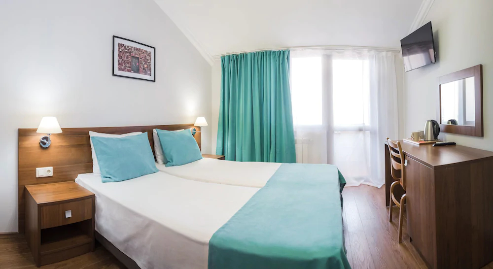 Hotel Yuzhny