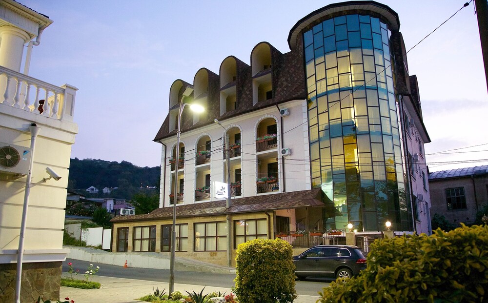 Hotel Yuzhny