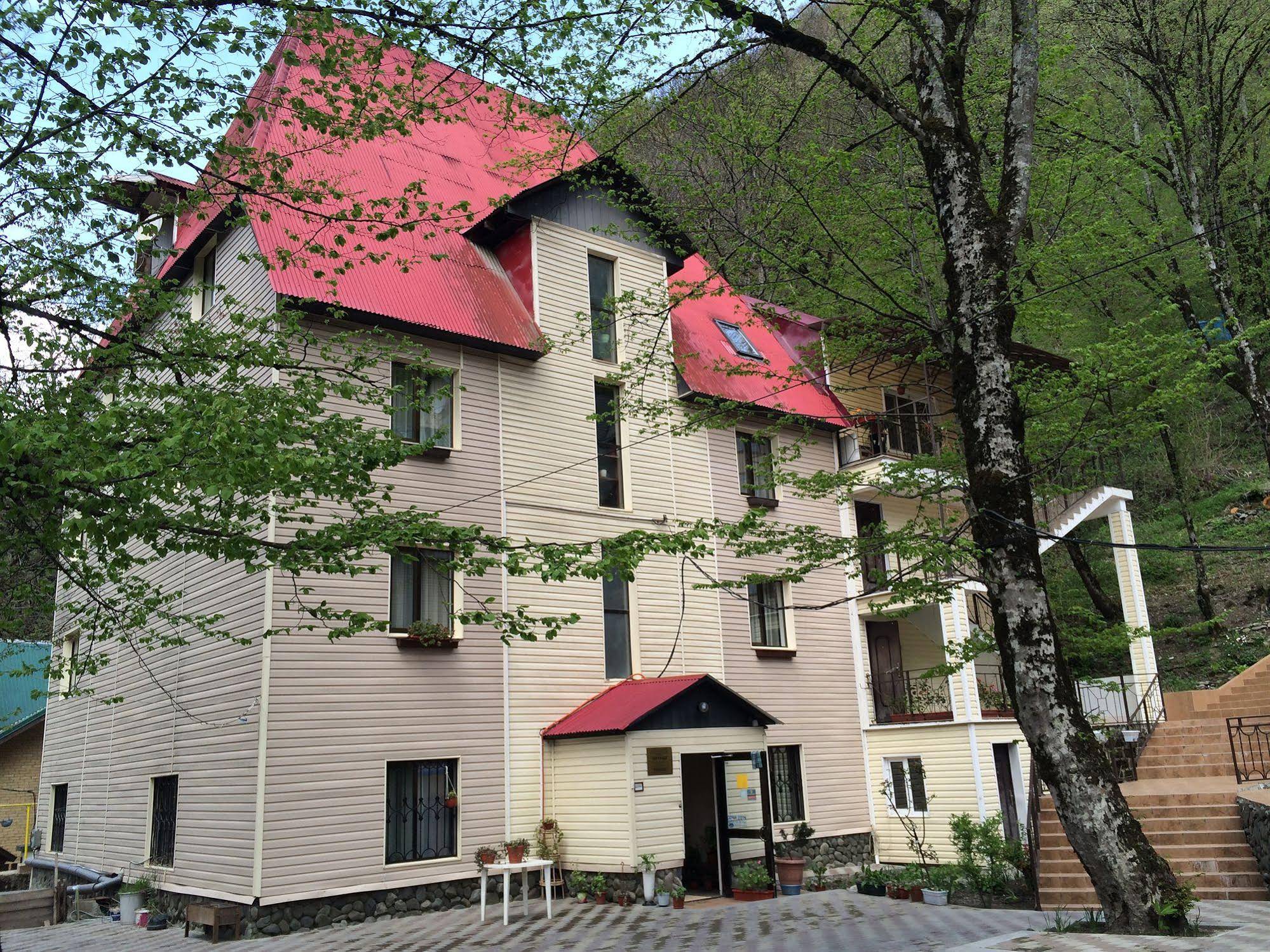 Piramida Hotel