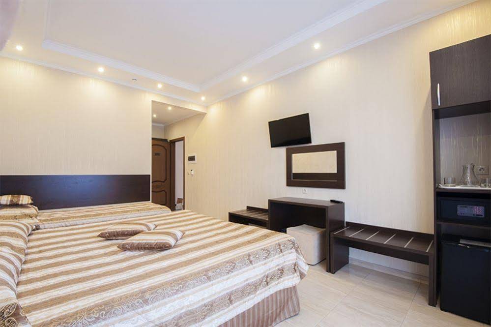 Ahilleon Park Boutique Hotel