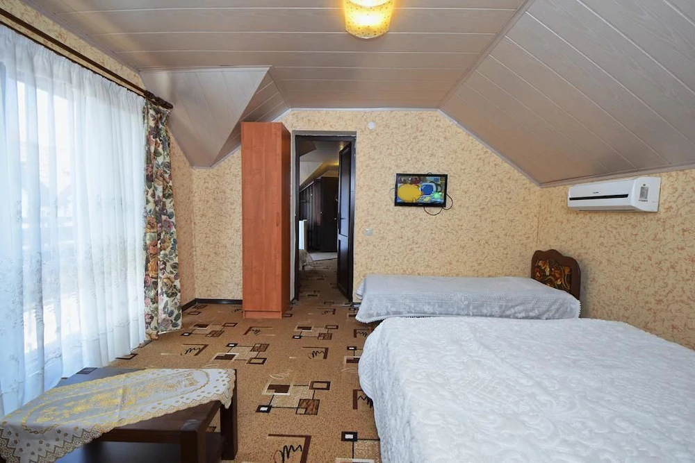 Sadorini Guest House