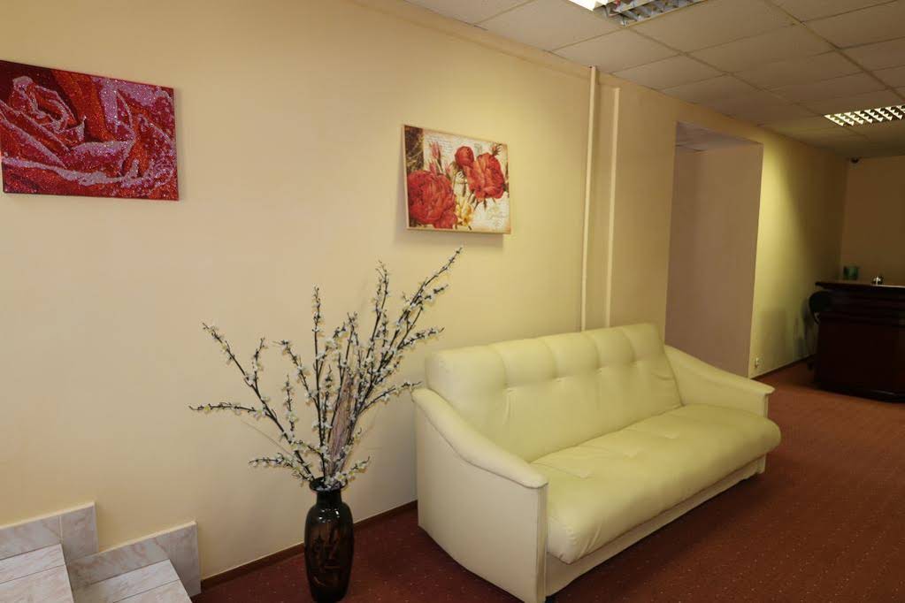 Breez Hotel