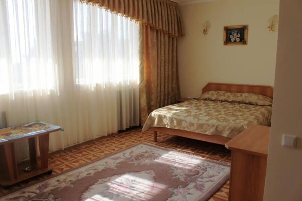 Liana Hotel