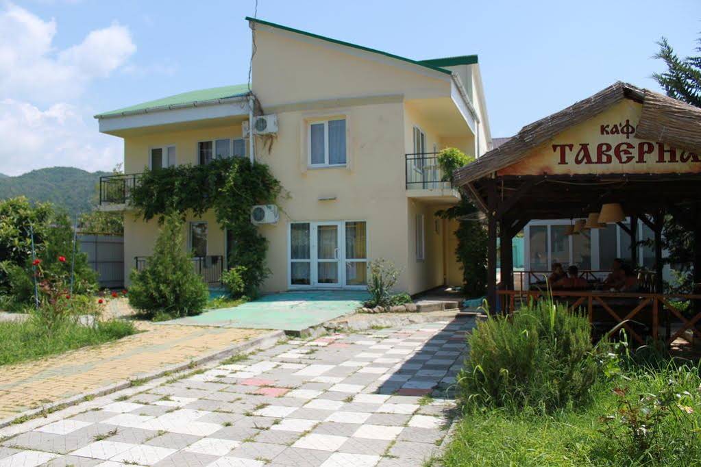 Tatiana Guest House