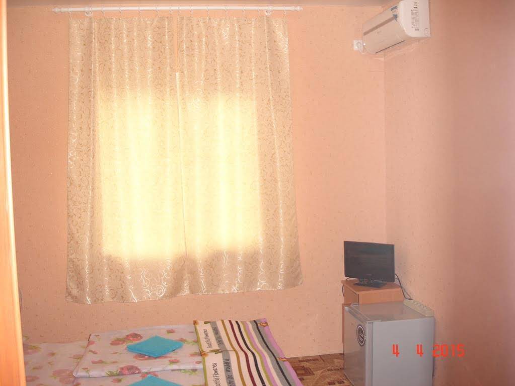 Yuzhanochka Guest House