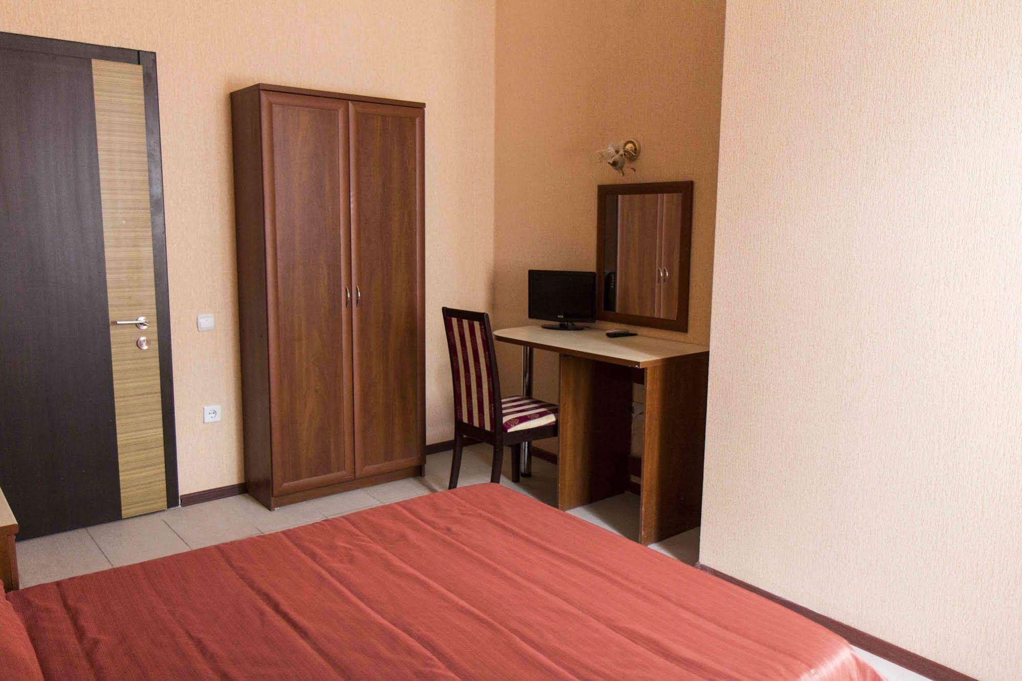 Hotel Olivia