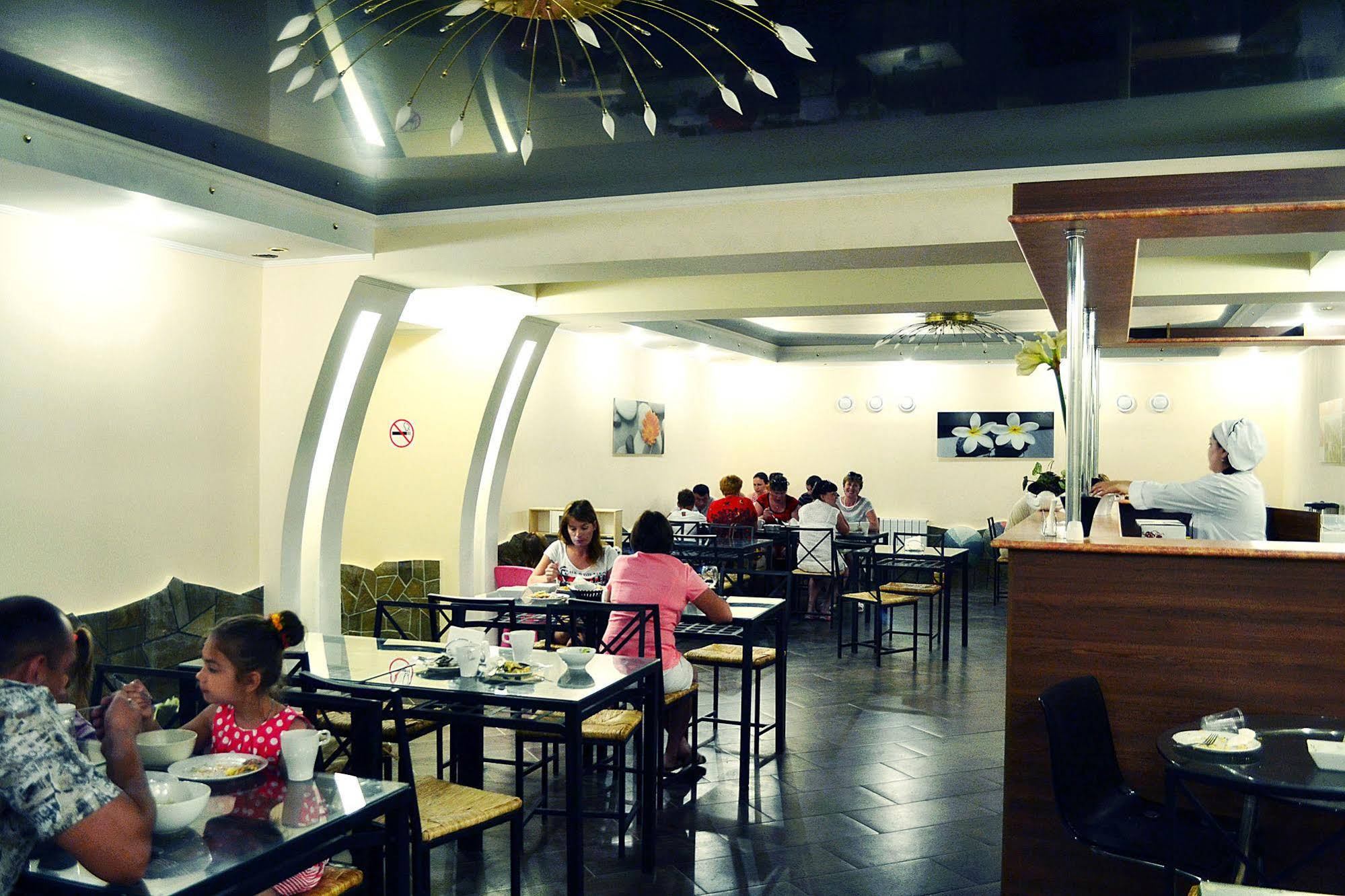 Hotel Olivia