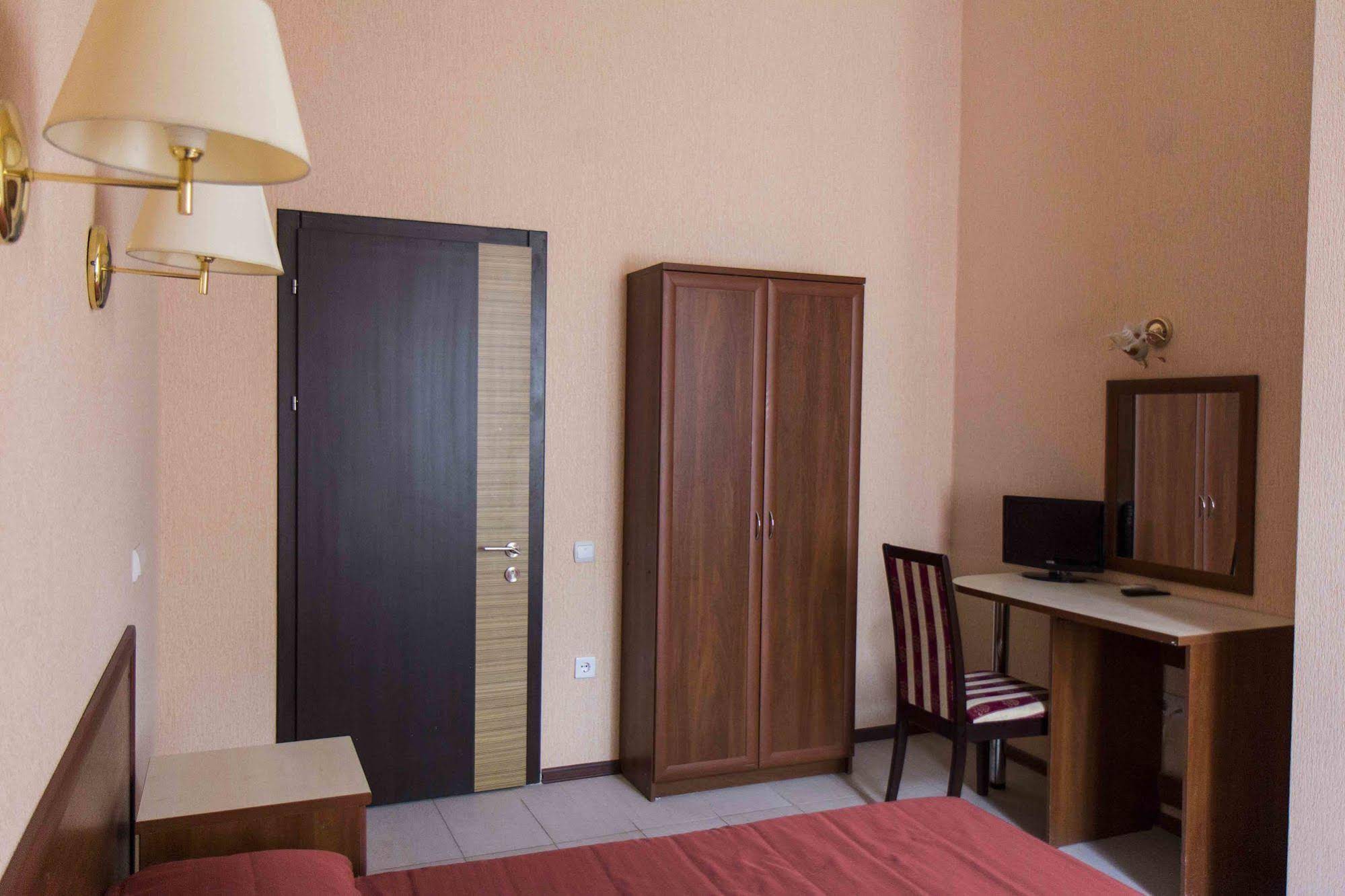 Hotel Olivia