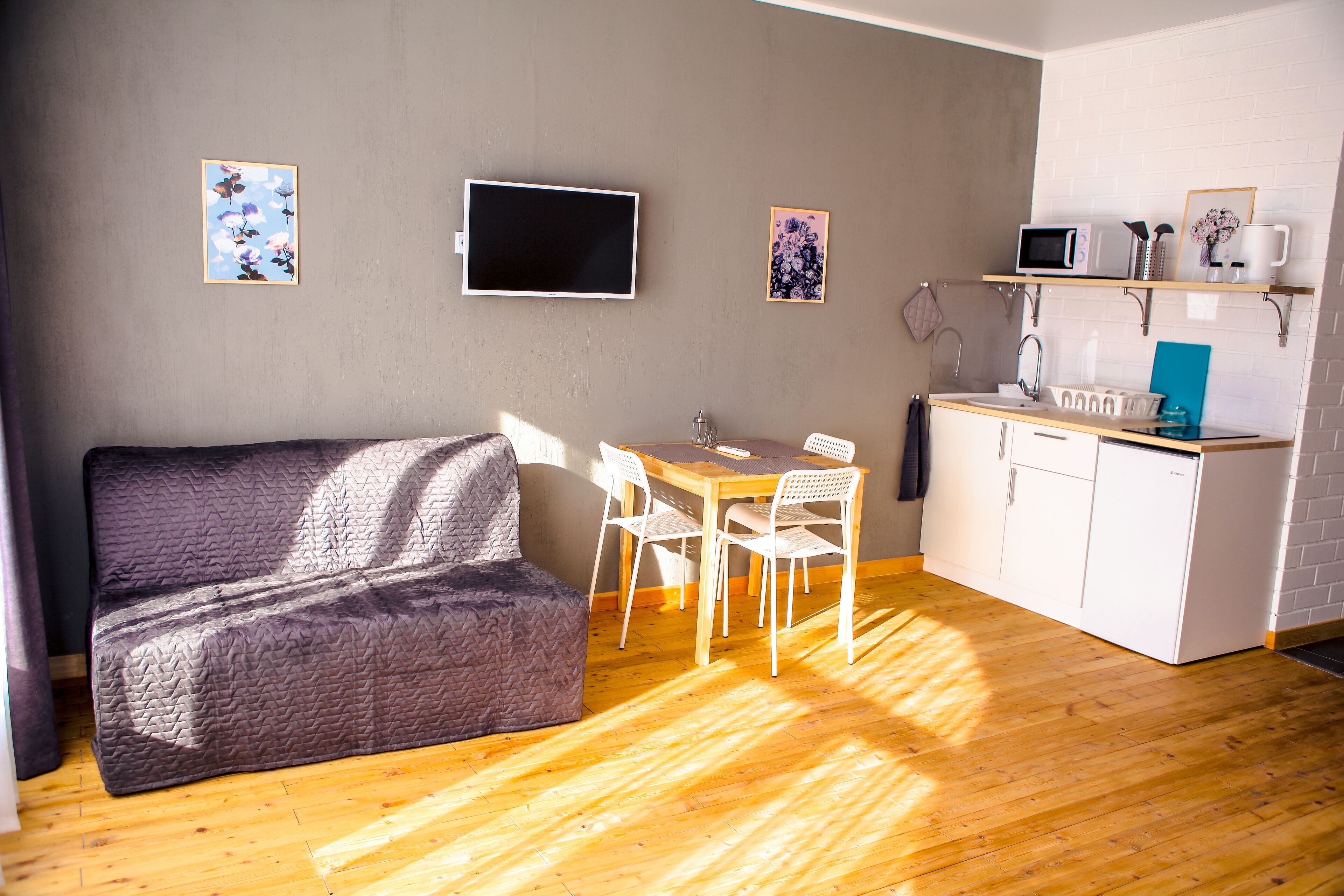 Home Hotel