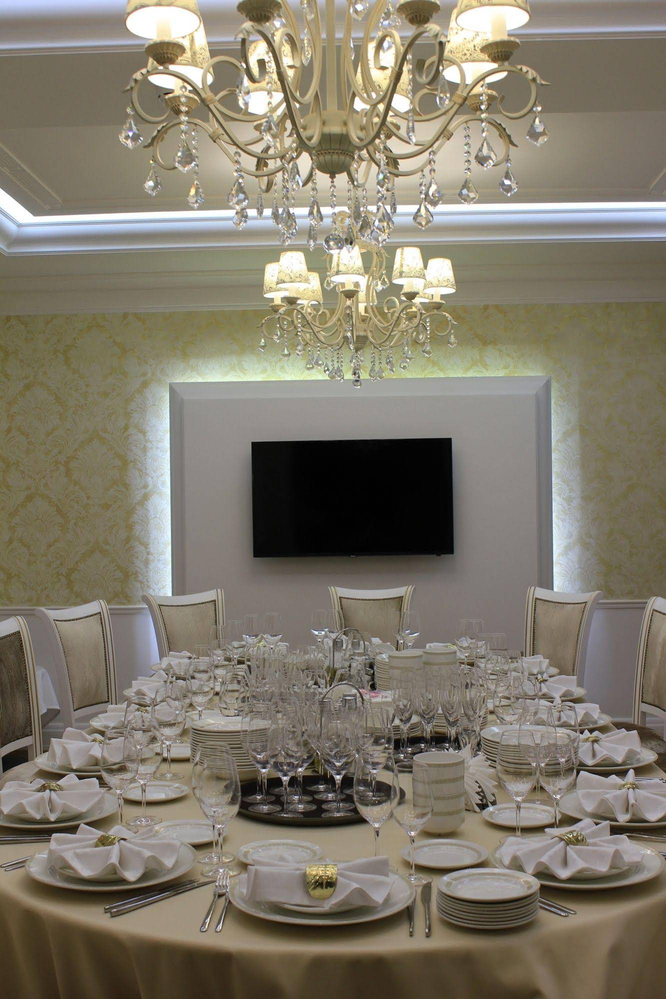 Hotel Rossiya