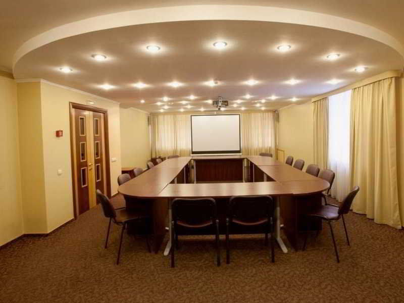 AMAKS Premier Hotel