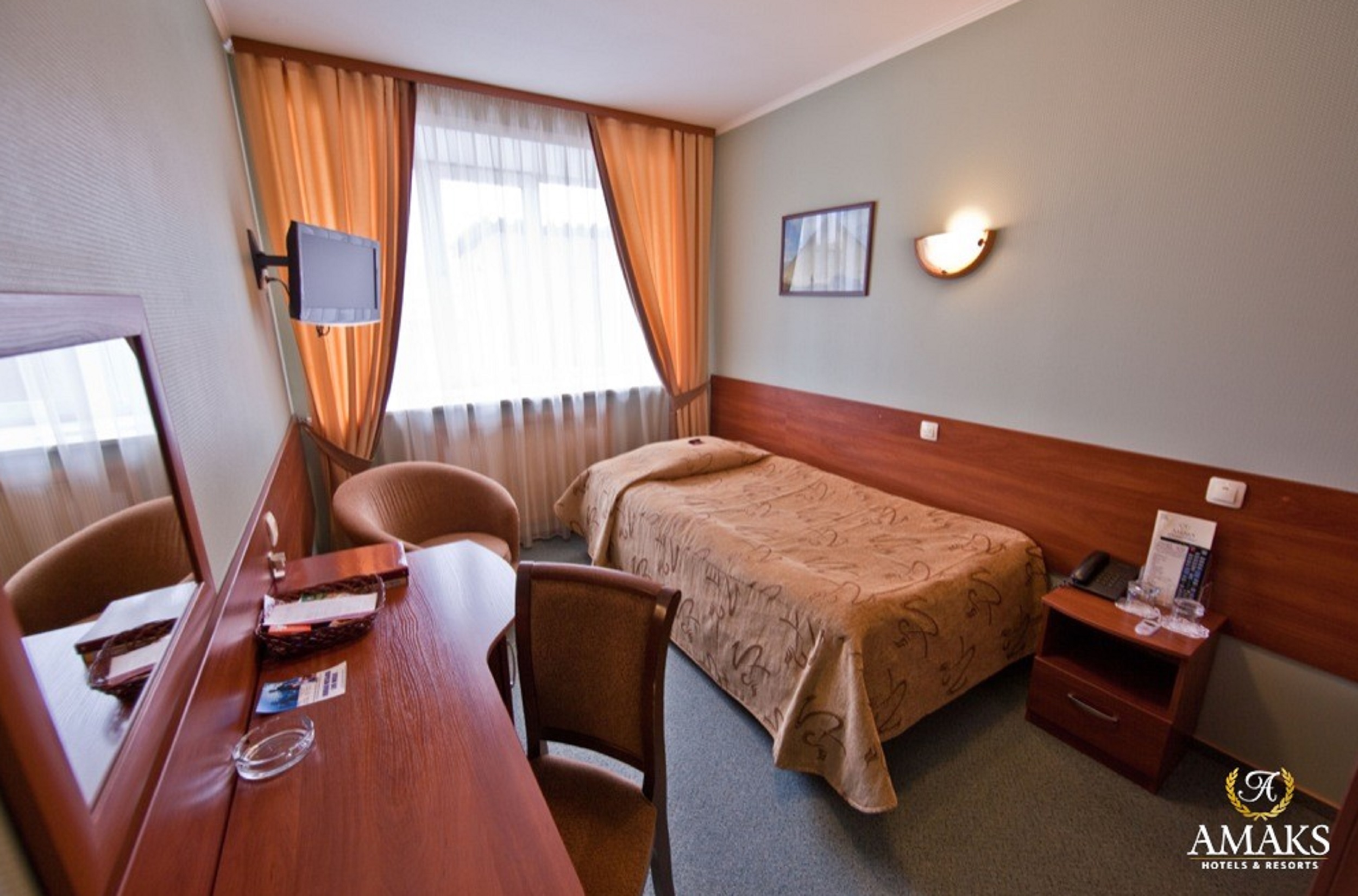 AMAKS Premier Hotel