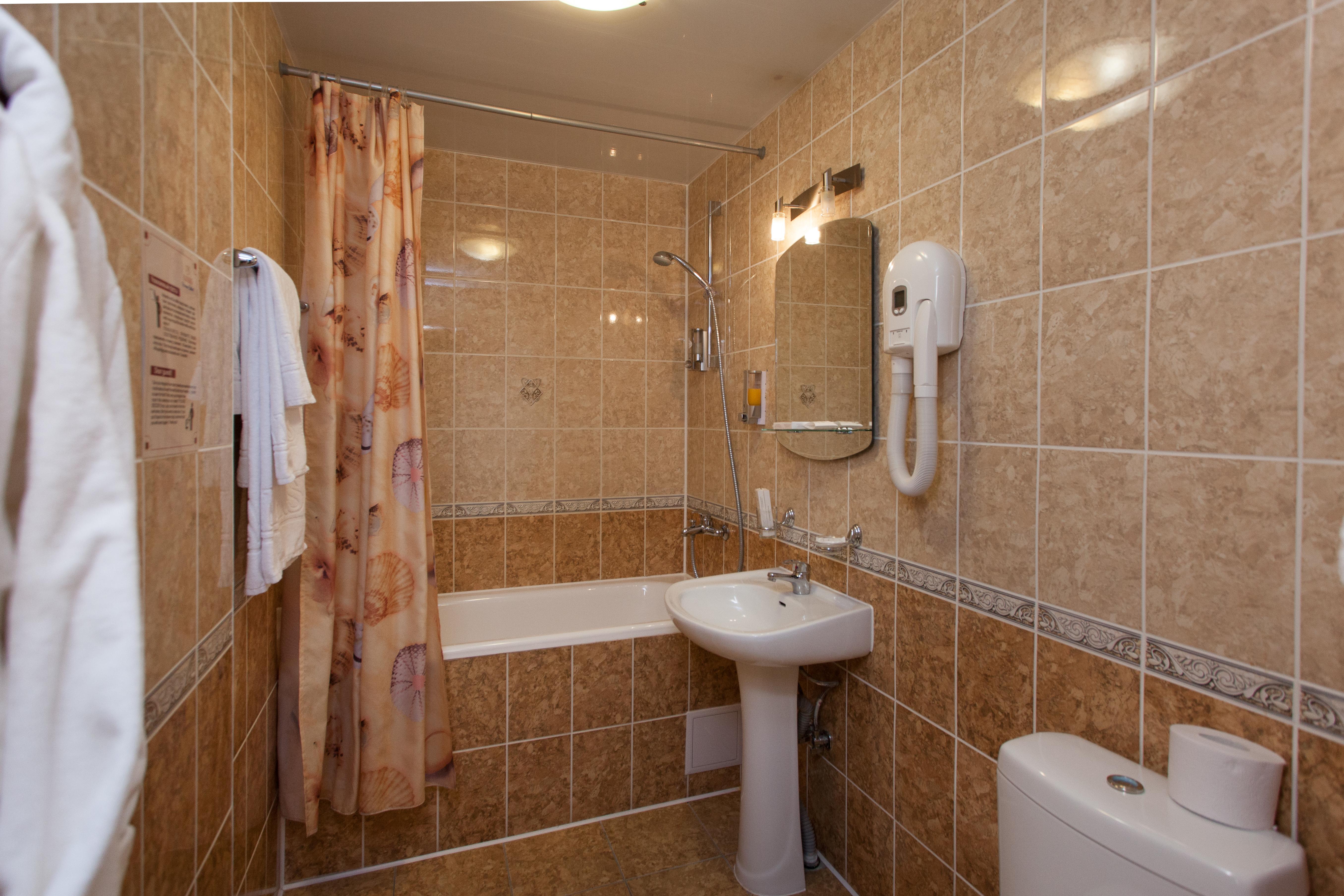AMAKS Premier Hotel