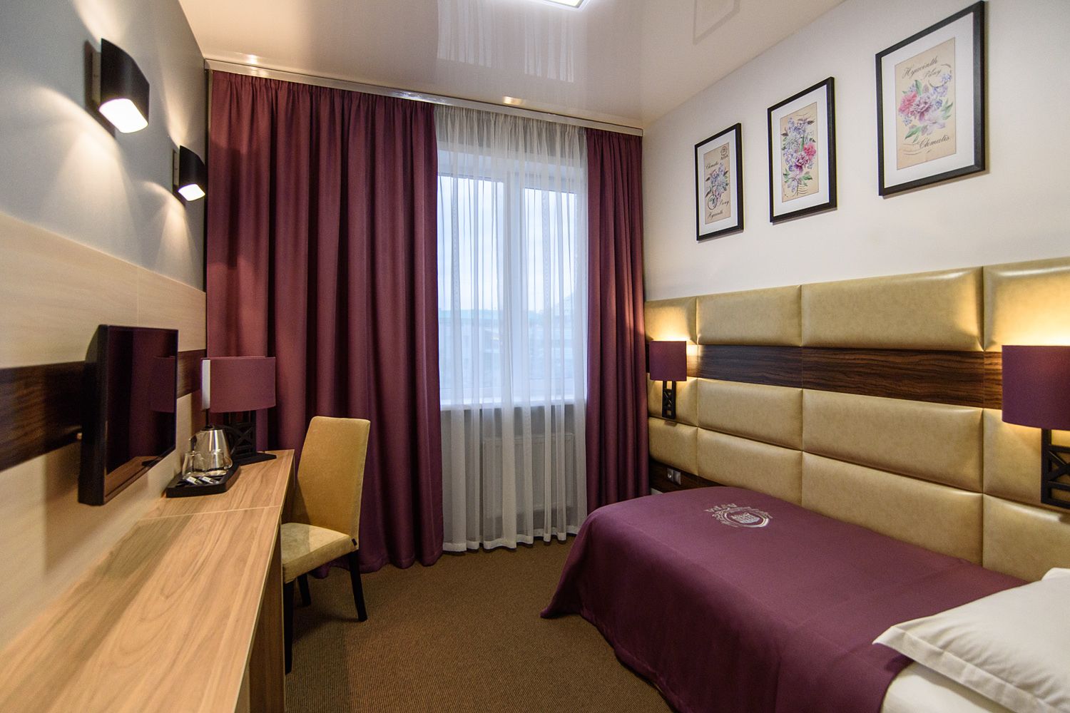Aura City Hotel