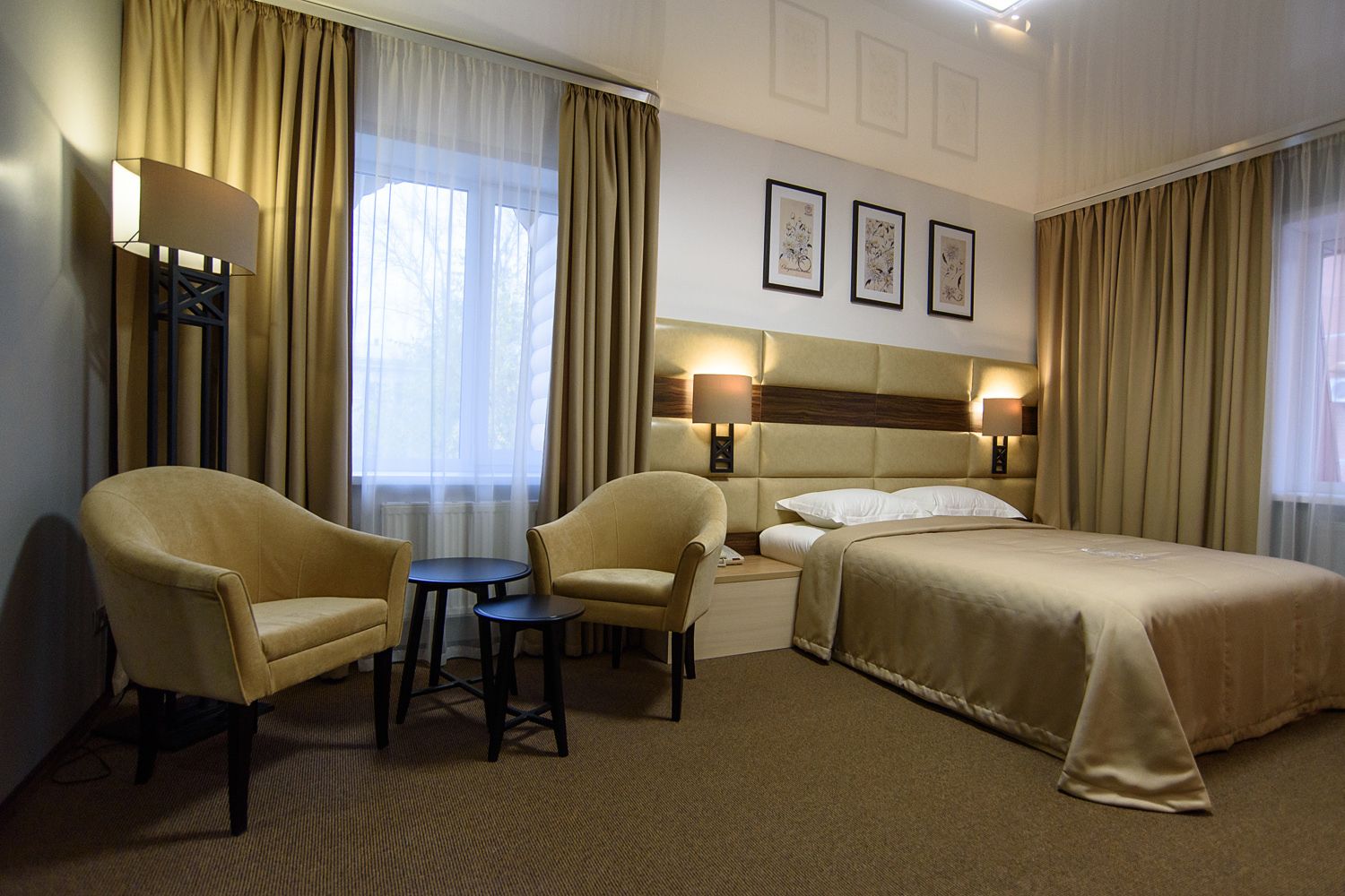 Aura City Hotel