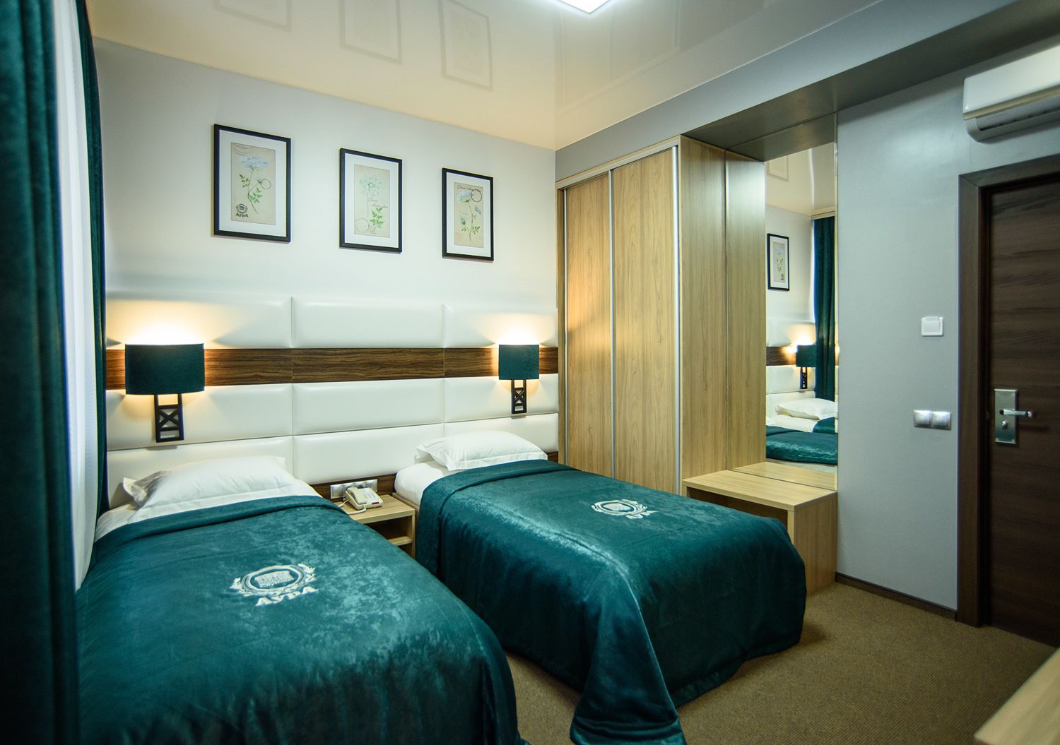 Aura City Hotel