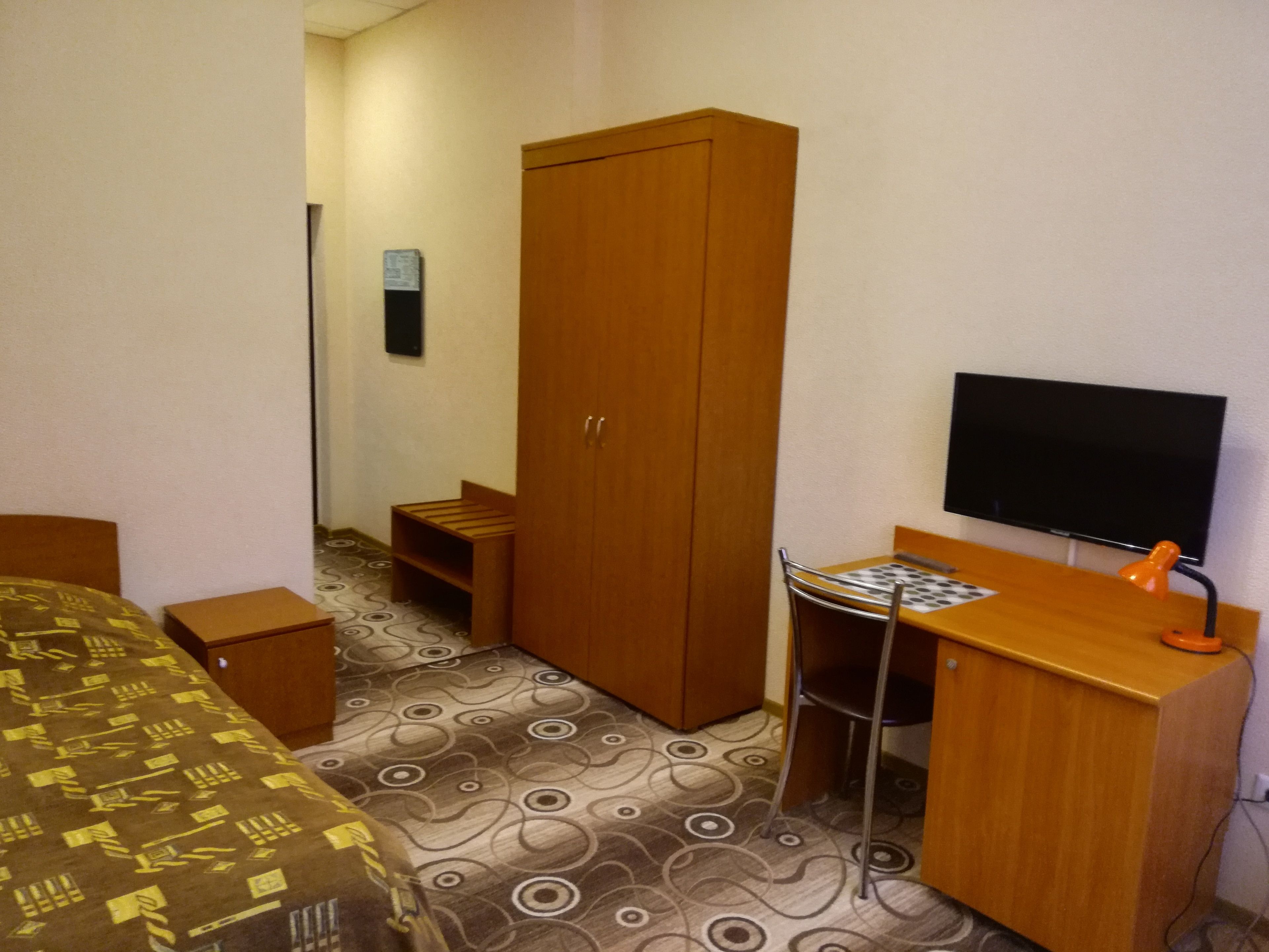 Cruise Hotel