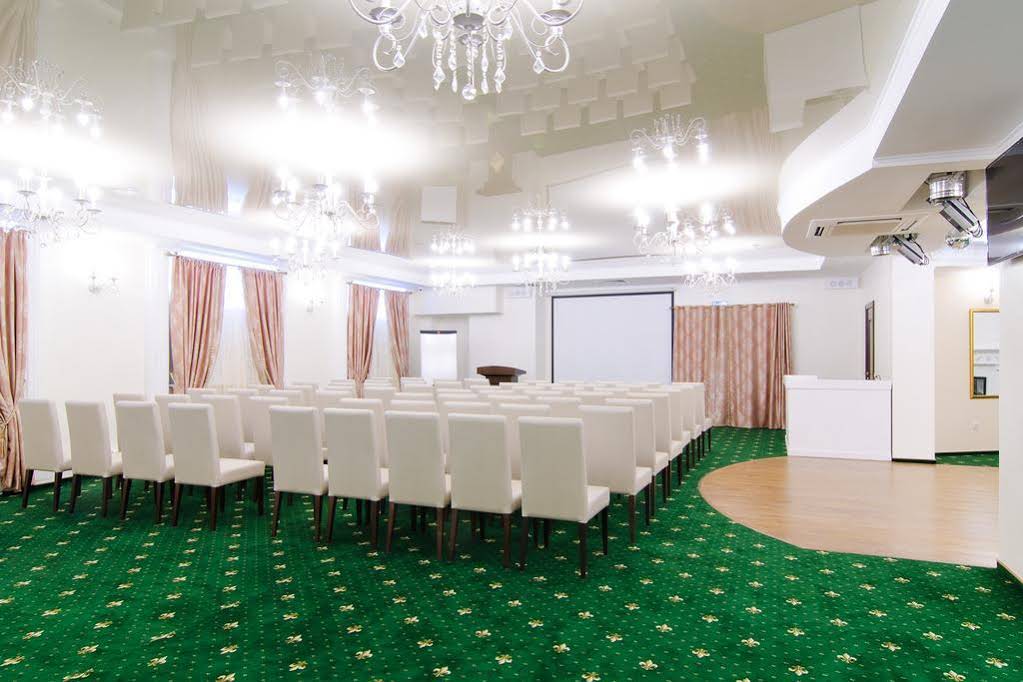Garden Hotel