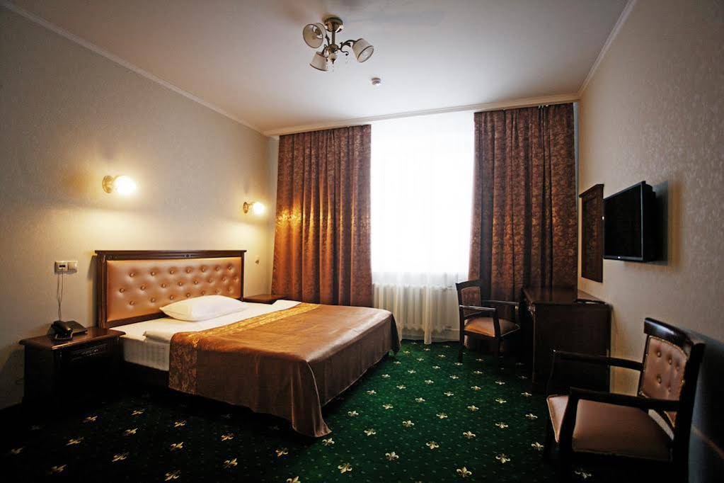 Garden Hotel
