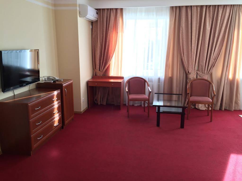 Hotel Tura