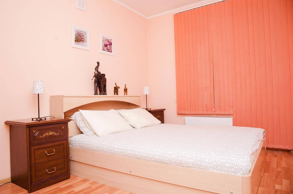Hostel For Friends