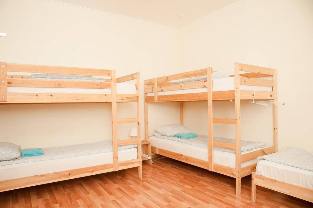 Hostel For Friends