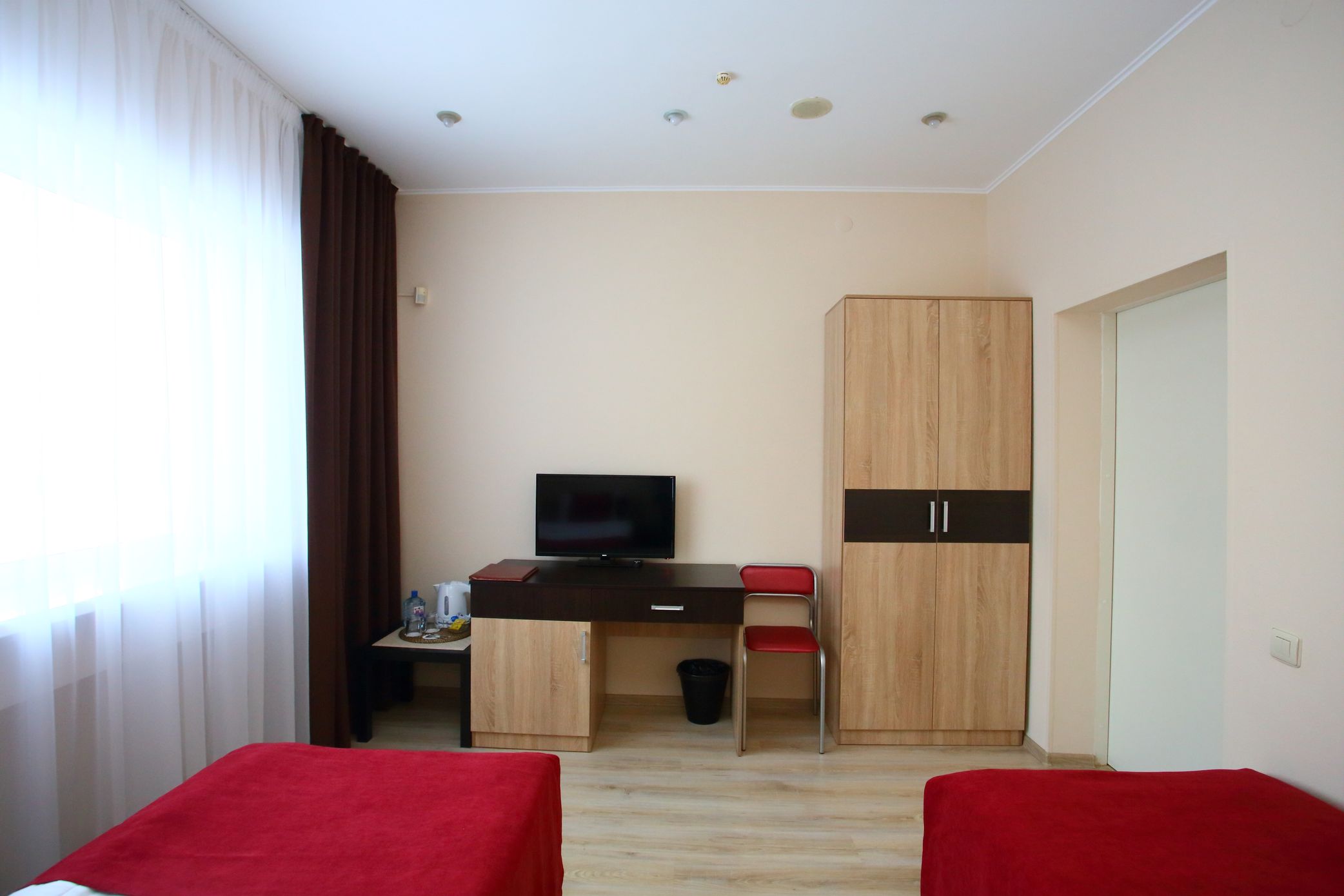Maksim Hotel