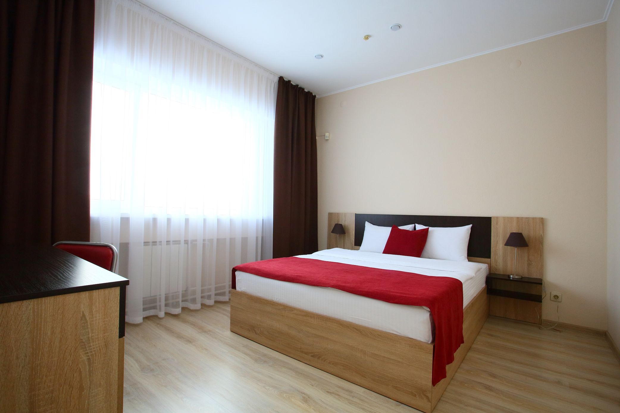 Maksim Hotel