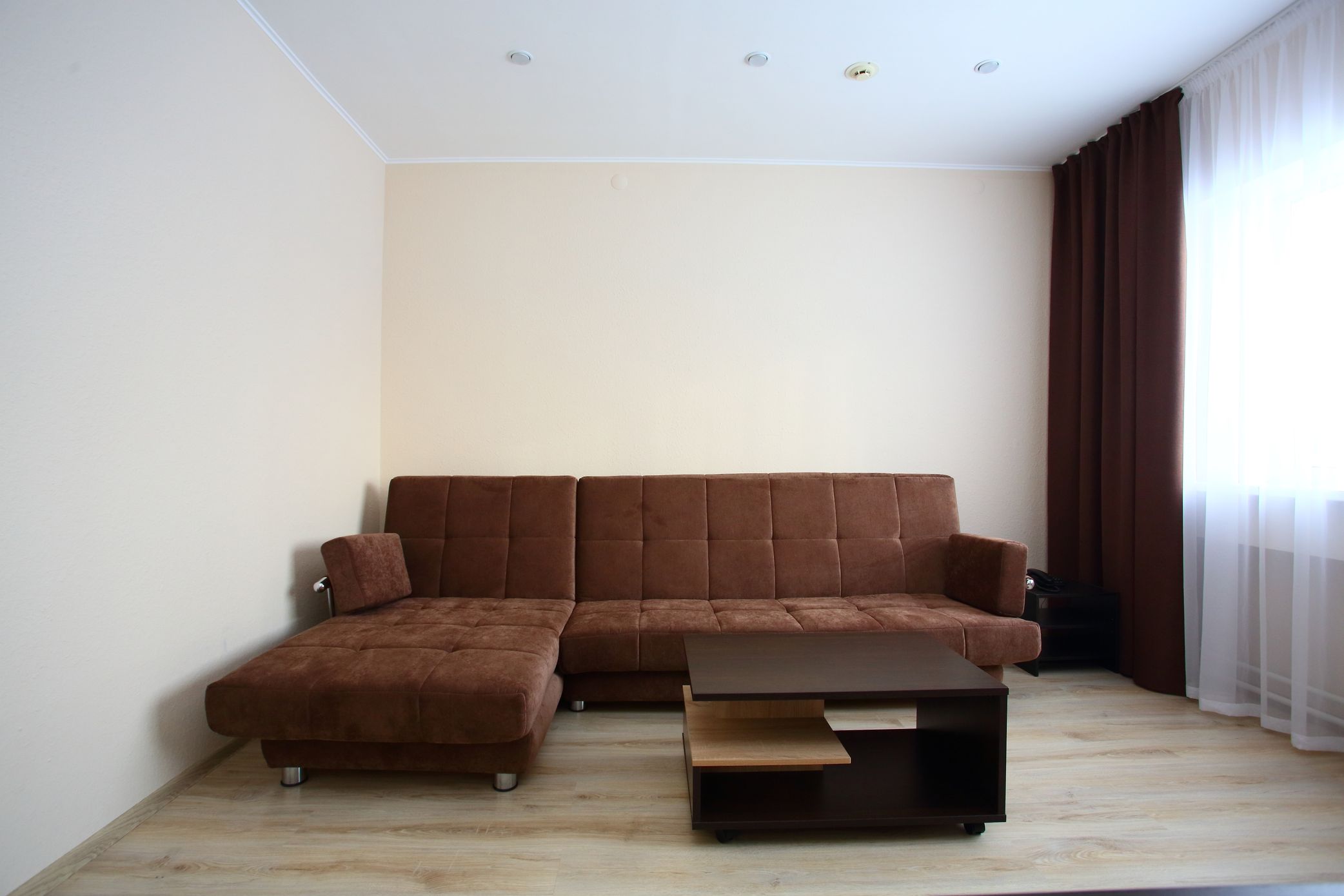 Maksim Hotel