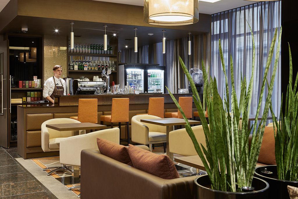 Tenet Hotel