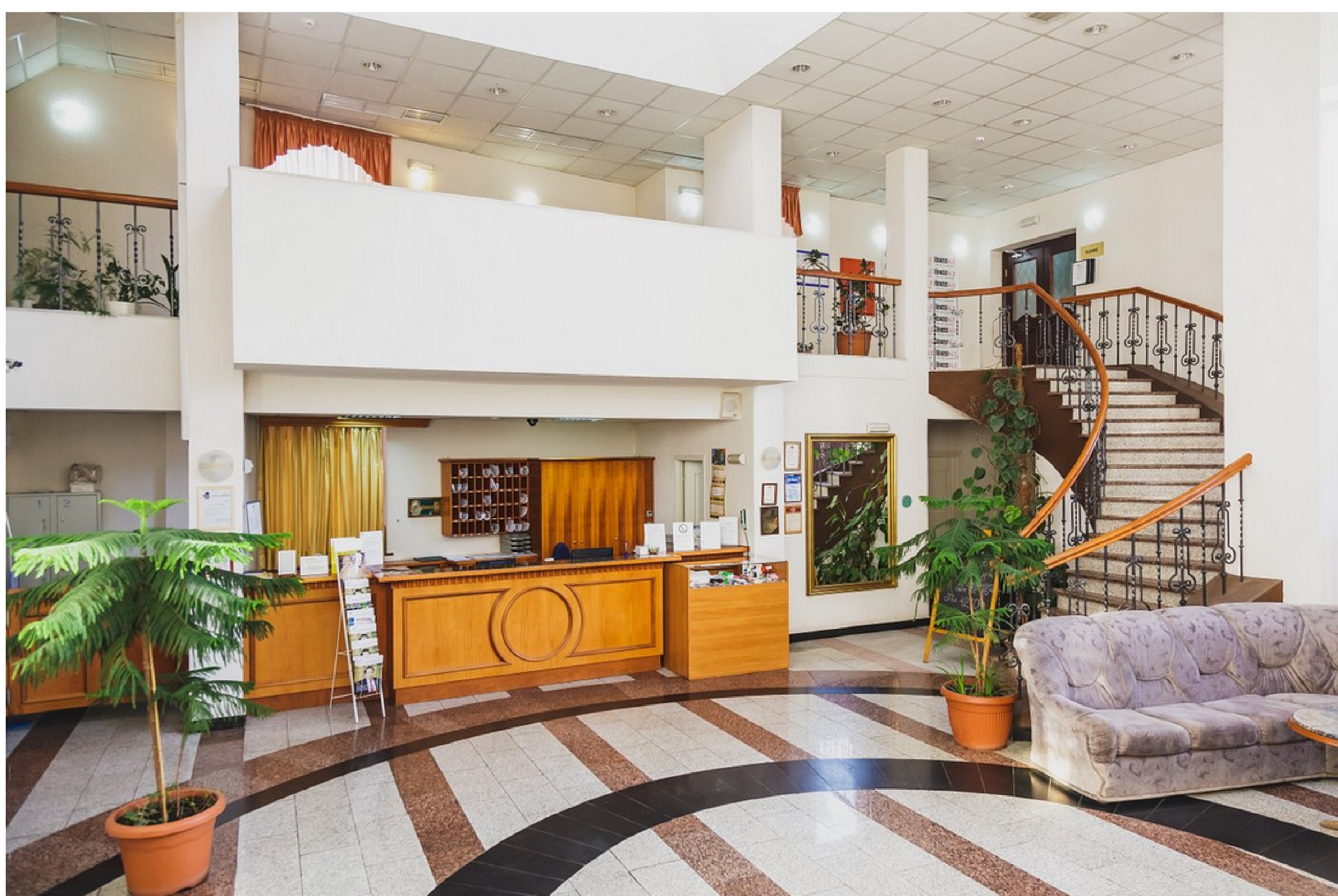 Transhotel