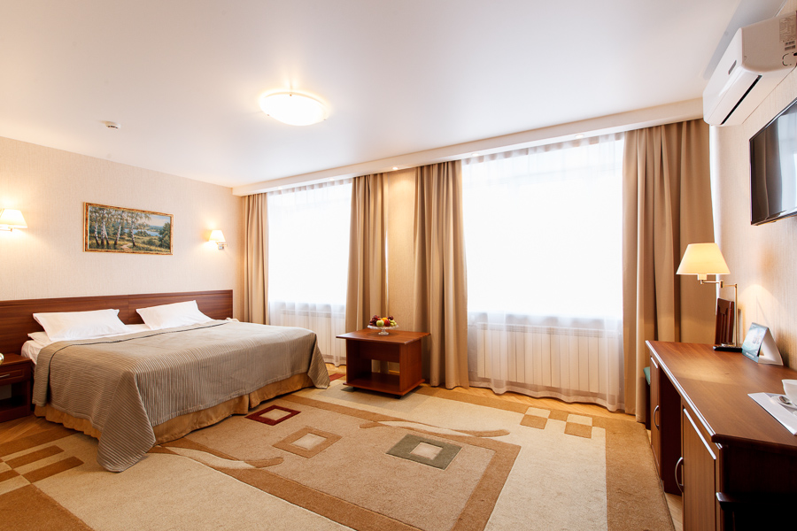 Hotel Ural