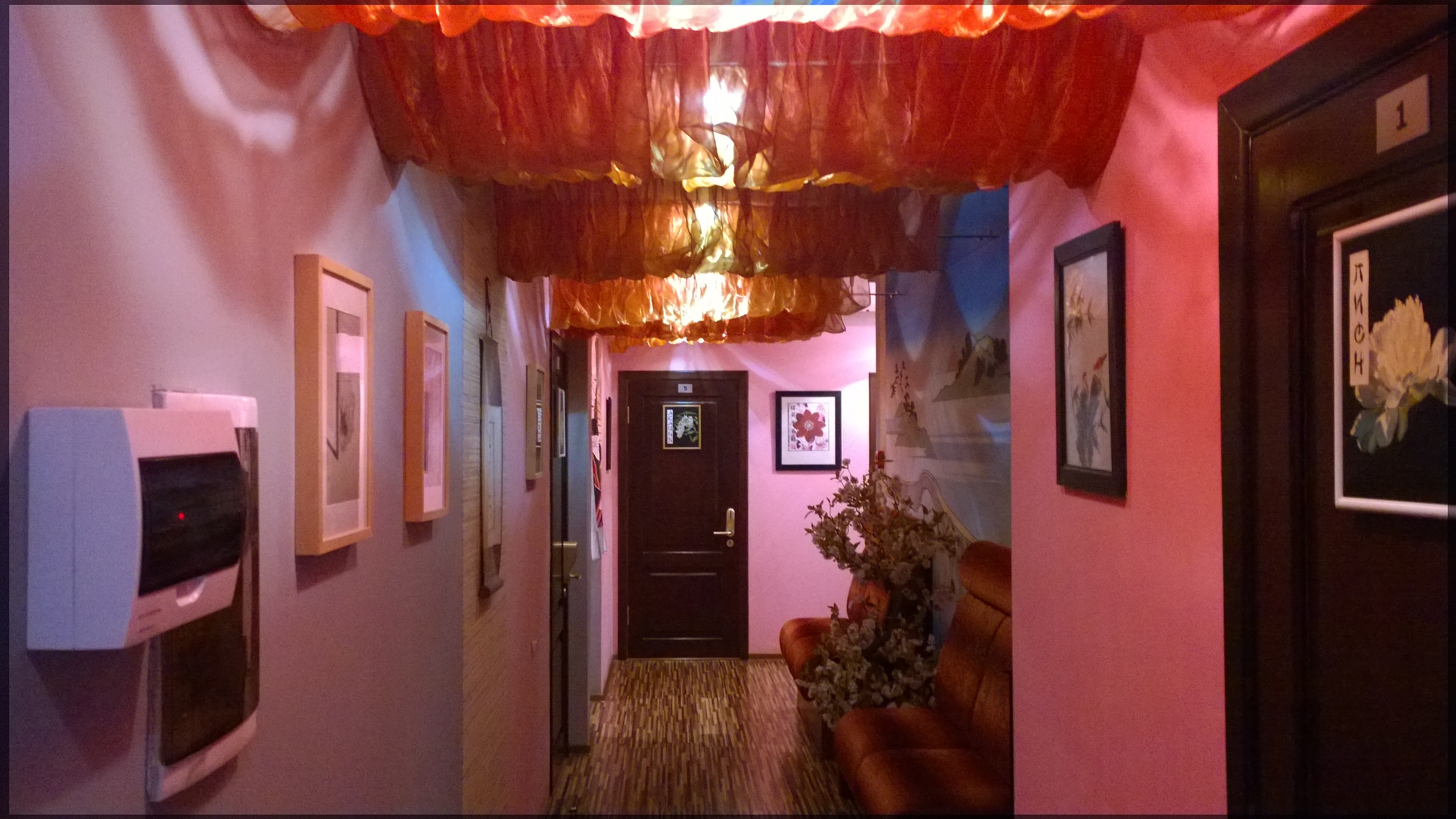 Hotel Gallery (Sakura)