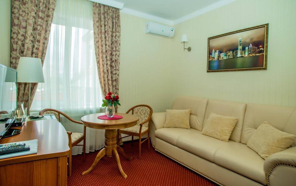 Hotel Gostiniy Dom