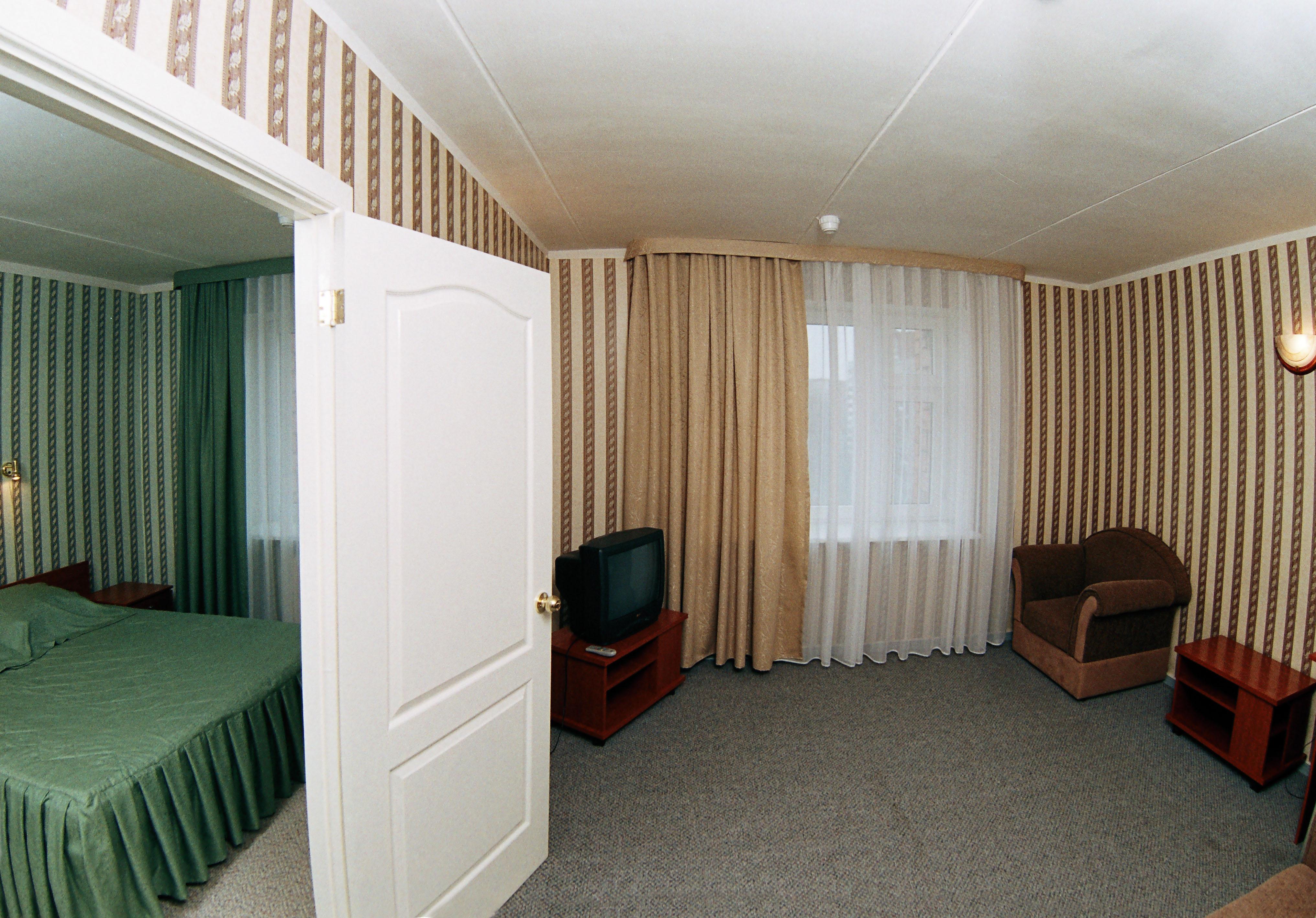 Deryabin Hotel