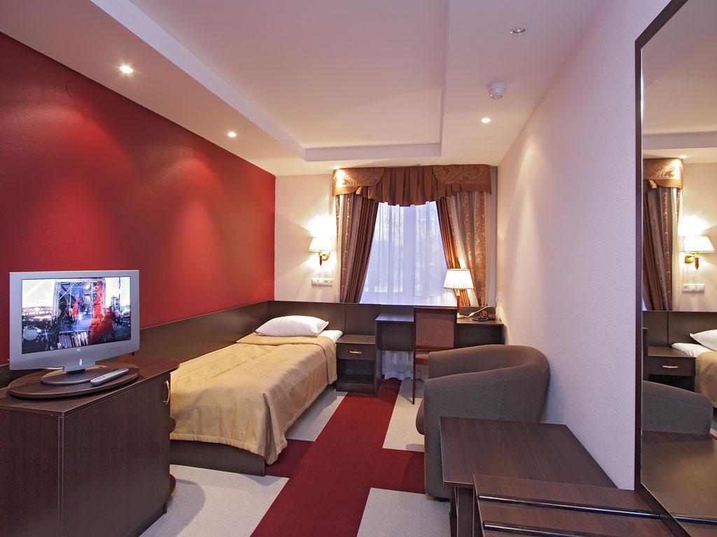 Deryabin Hotel