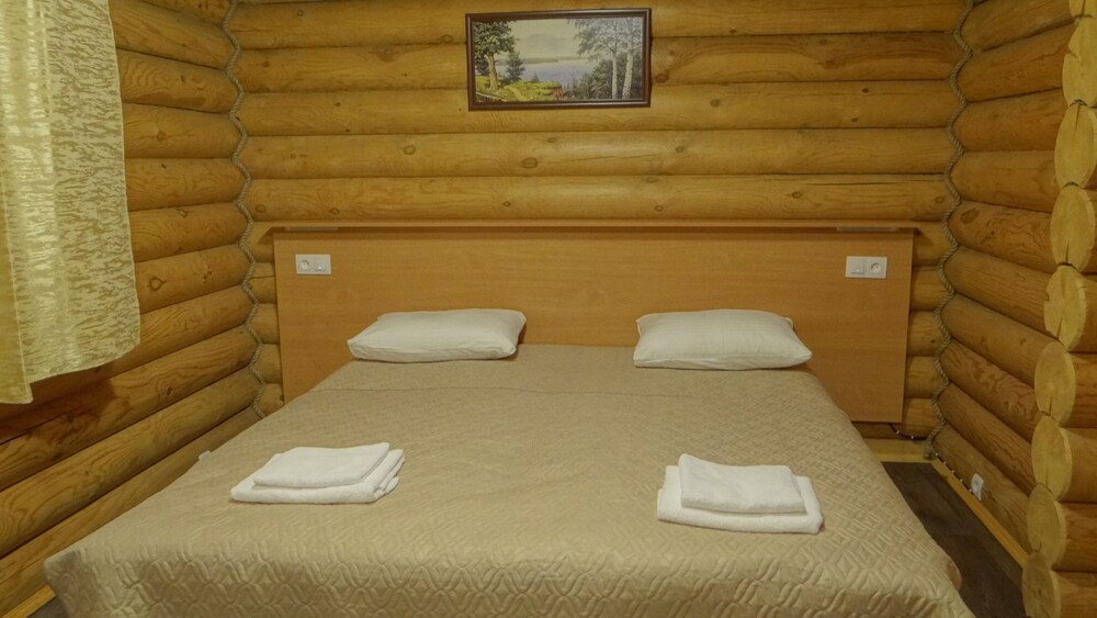 Guest Complex Silent Forest