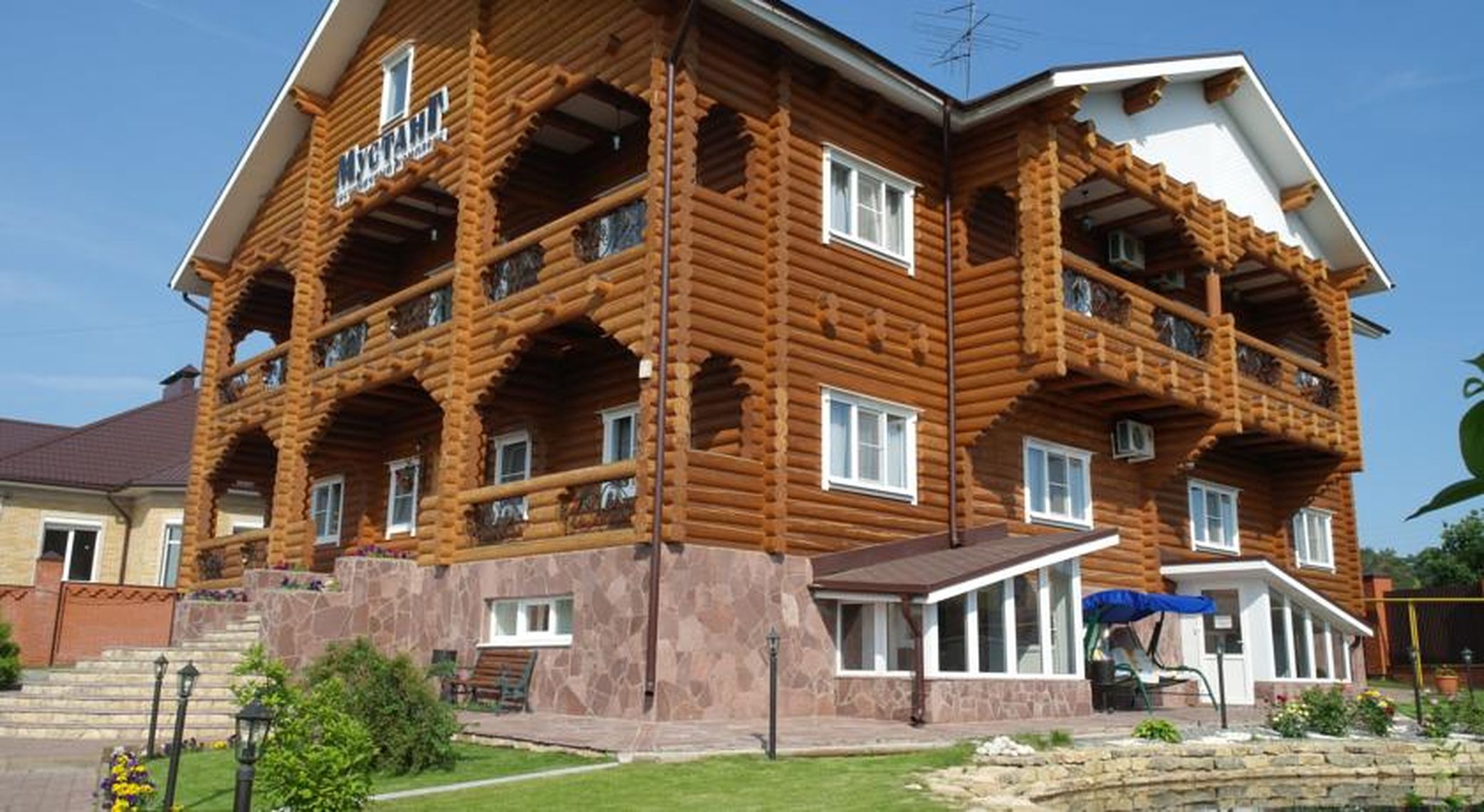 Hotel Mustang