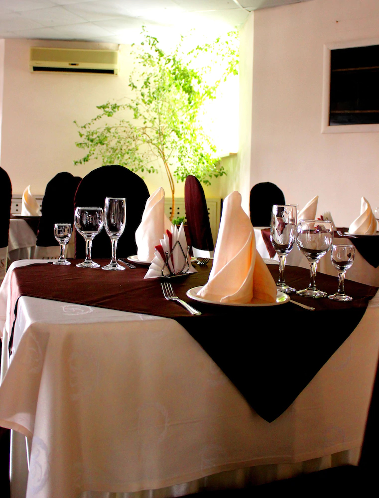 Amaks City Hotel
