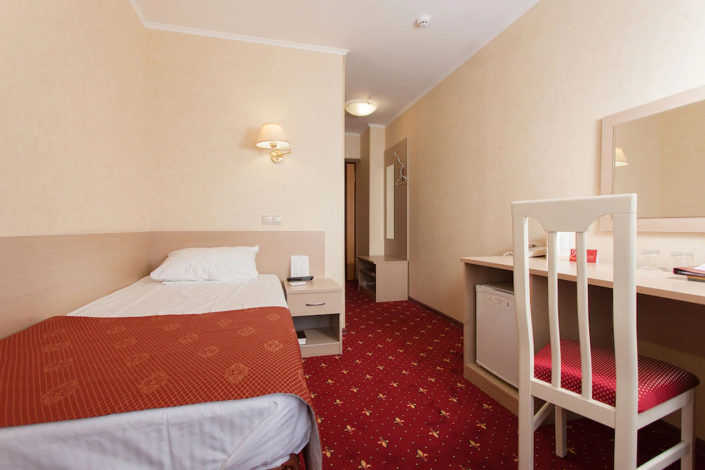 Amaks City Hotel