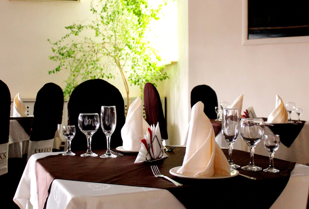 Amaks City Hotel