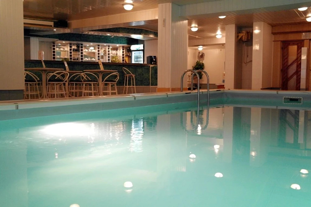 Amaks City Hotel