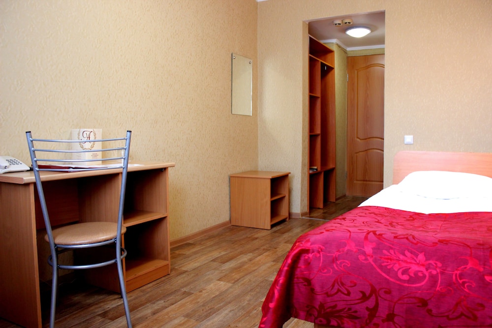 Amaks City Hotel