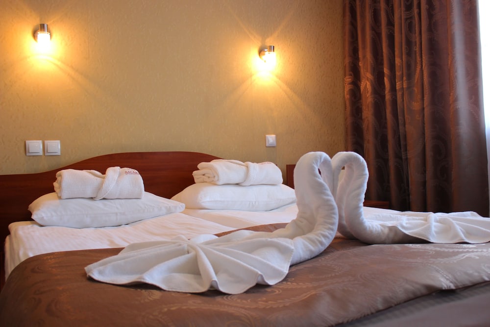 Amaks City Hotel